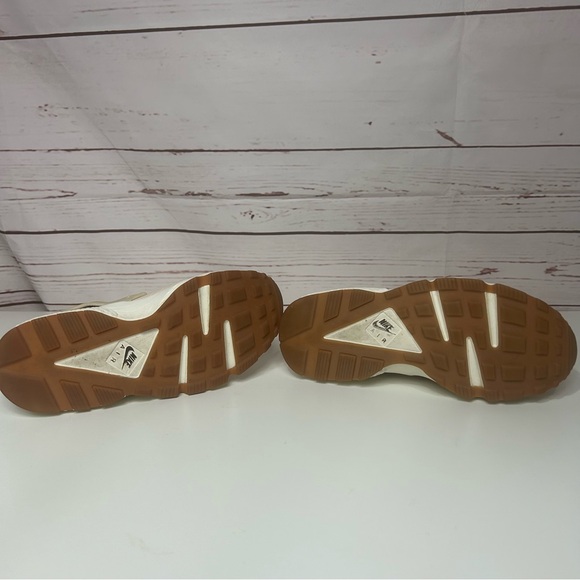 Size 6Y Nike Huarache Rose Gold Pre-Owned Womens Nike Air - Picture 3 of 9